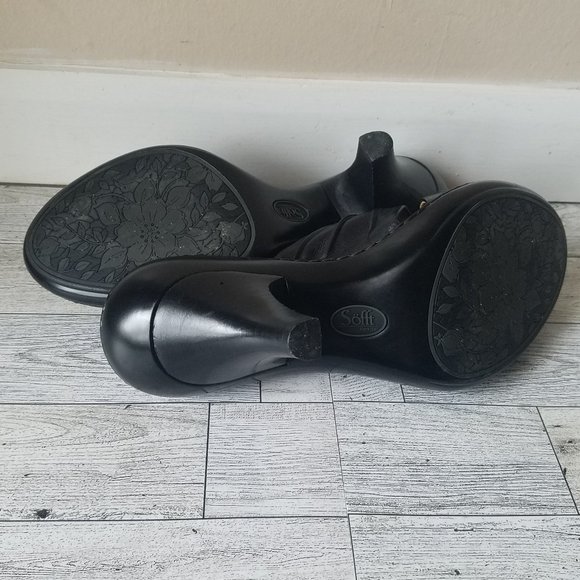 Sofft Black Leather Heels 7N Slip On 3.5" High Heel - Picture 7 of 7